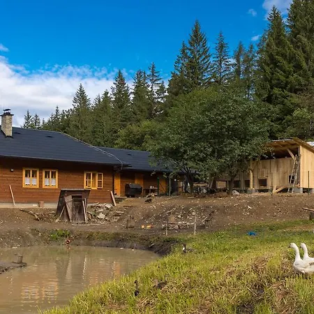 Statek U Rajmunda Zemedelska Farma Lantgård *