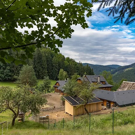 Statek U Rajmunda Zemedelska Farma